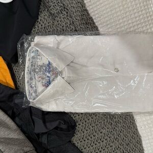 Robert Graham White Casual Button Down Shirt